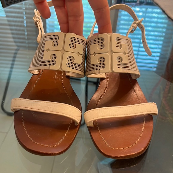 Tory Burch sandal - Picture 1 of 6